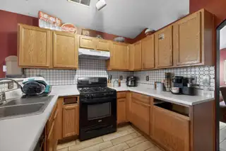 10519 Duke Avenue SW Kitchen