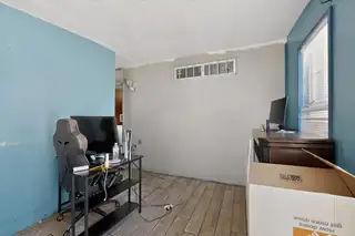 10519 Duke Avenue SW Home Office