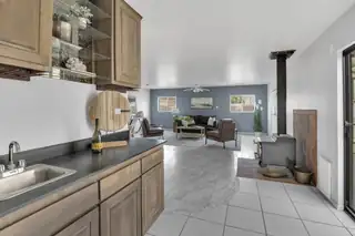 11409 Mahlon Avenue NE Kitchen