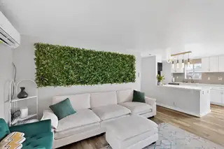 10521 San Jacinto Avenue NE Living Room