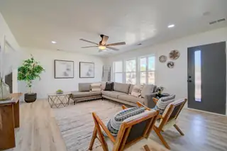 514 Villa Verde Drive SE Living Room