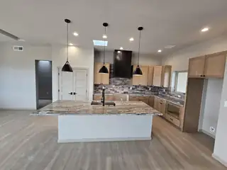 6704 Vatapa Road NE Kitchen