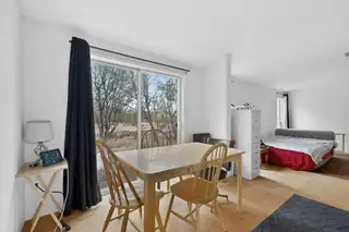 82 Jesse James Road Bedroom