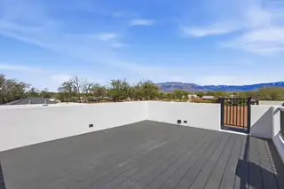 128 Los Ranchos Road NW View