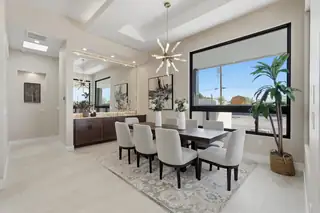 128 Los Ranchos Road NW Dining Room