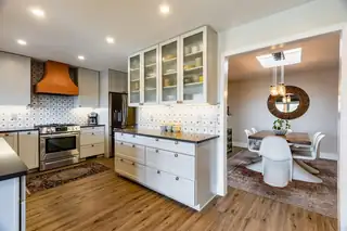 4001 Cibola Village Drive NE Kitchen