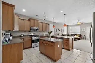 6832 Mete Sol Drive NW Kitchen