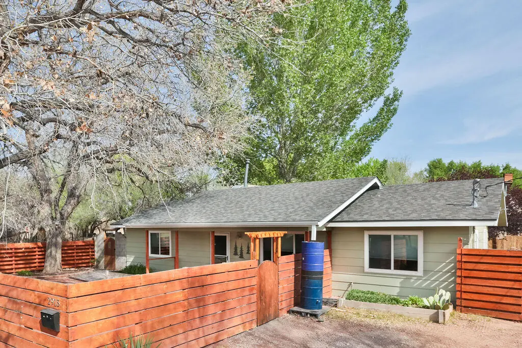 2915 Leopoldo Road NW