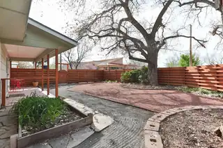 2915 Leopoldo Road NW Backyard