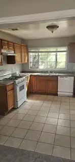 2901 Carol Street NE Kitchen