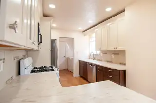 5041 La Fiesta Drive NE Kitchen