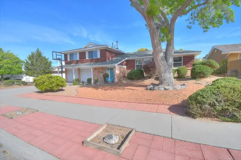 7605 Palo Duro Avenue NE