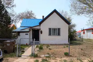 105 S Roosevelt Avenue, Mountainair