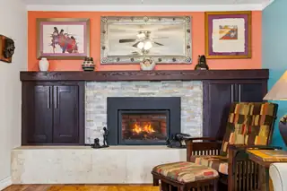 1309 San Lorenzo Avenue NW Living Room