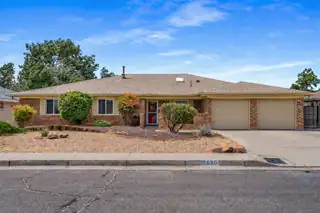 7635 Arroyo Del Oso Avenue NE, Albuquerque