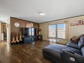 7401 San Pedro Drive NE TRLR 166 Living Room