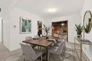 2610 General Bradley Street NE Dining Room