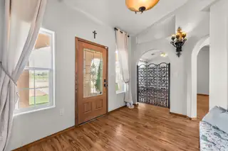 42 Crawford Road Living Room