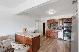 620 S 11th Street Kitchen