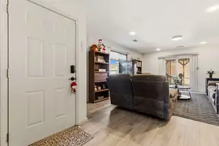 10515 Johncock Avenue SW Living Room