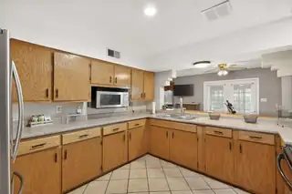 4659 Gordon Road Kitchen