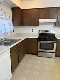 3600 Eubank Boulevard NE 2C Kitchen
