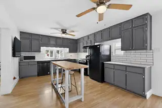 4913 Palo Duro Avenue NE Kitchen