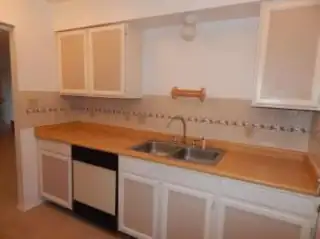 330 Wagon Train Drive SE 