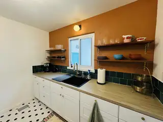 409 Morningside Drive NE Kitchen