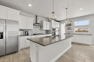 3125 Ilford Road NE Kitchen