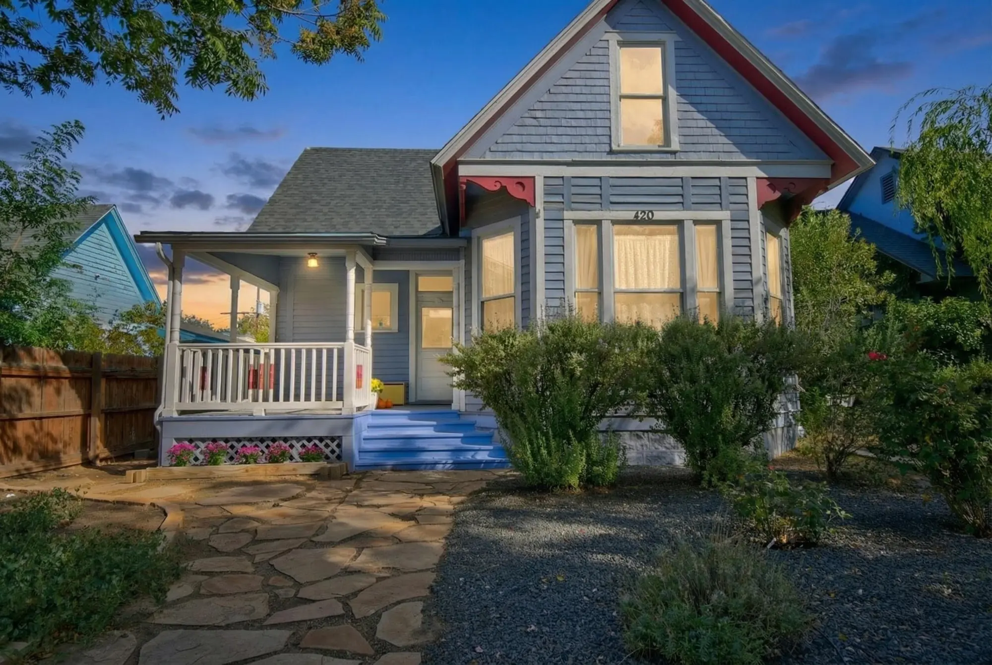 420 Edith Boulevard SE