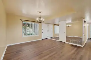 7210 Settlement Way NW Living Room