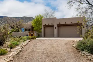 6008 Paper Flower Place NE Home Office