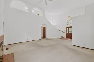 10529 Calle Sombra NW Living Room