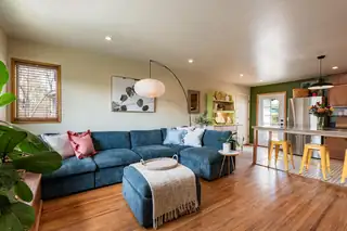 1405 Valle Alto Court NW Living Room