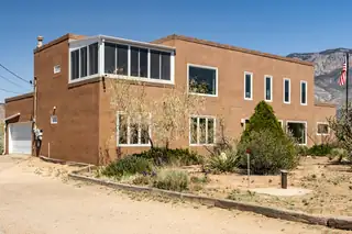 11207 Carmel Avenue NE, Albuquerque