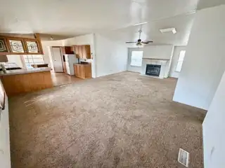 38 Canada De Los Alamos Trail SE Living Room
