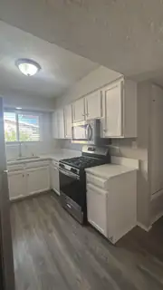 5208 Territorial Road NW Kitchen