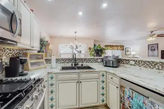 5015 Sala De Tomas Drive NW Kitchen