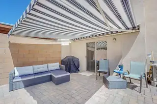 5015 Sala De Tomas Drive NW Patio