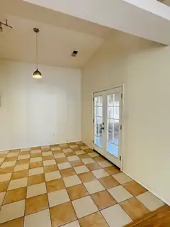 505 Glacier Bay Street SE 