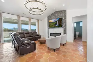 712 2nd Street NE Living Room