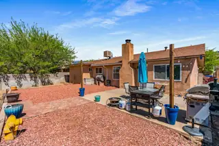 2405 Hiawatha Drive NE Backyard