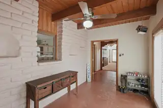 1181 Mesa Loop NW Living Room