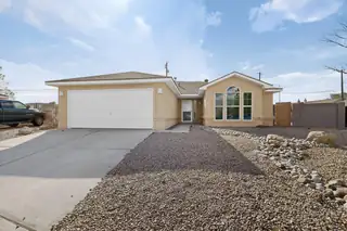 6715 Tierra Luna Court NW, Albuquerque
