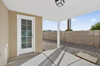 6715 Tierra Luna Court NW Patio