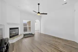 6715 Tierra Luna Court NW Living Room