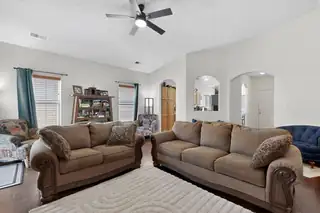 6227 Nueva Espana Road NW Living Room