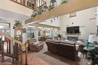 980 Hillside Circle SW Living Room