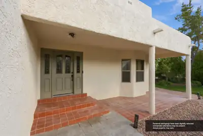 980 Hillside Circle SW, Los Lunas, NM 87031 